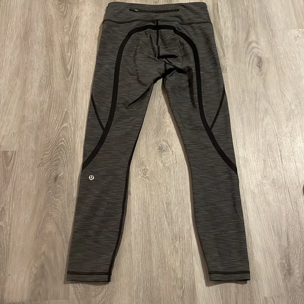 grey lululemon leggings - Picture 2 of 3